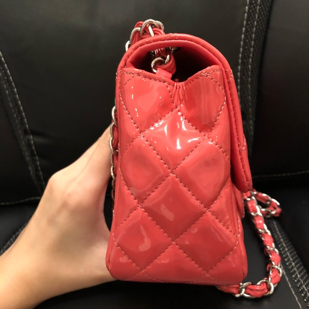 Chanel Mini Square - Picture 12 of 14